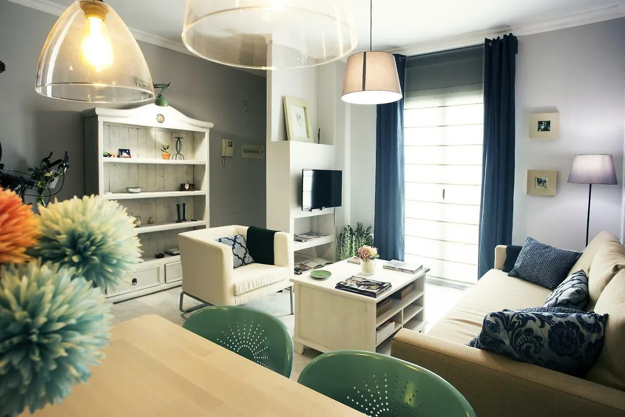 Cute Center Apartment Малага Испания